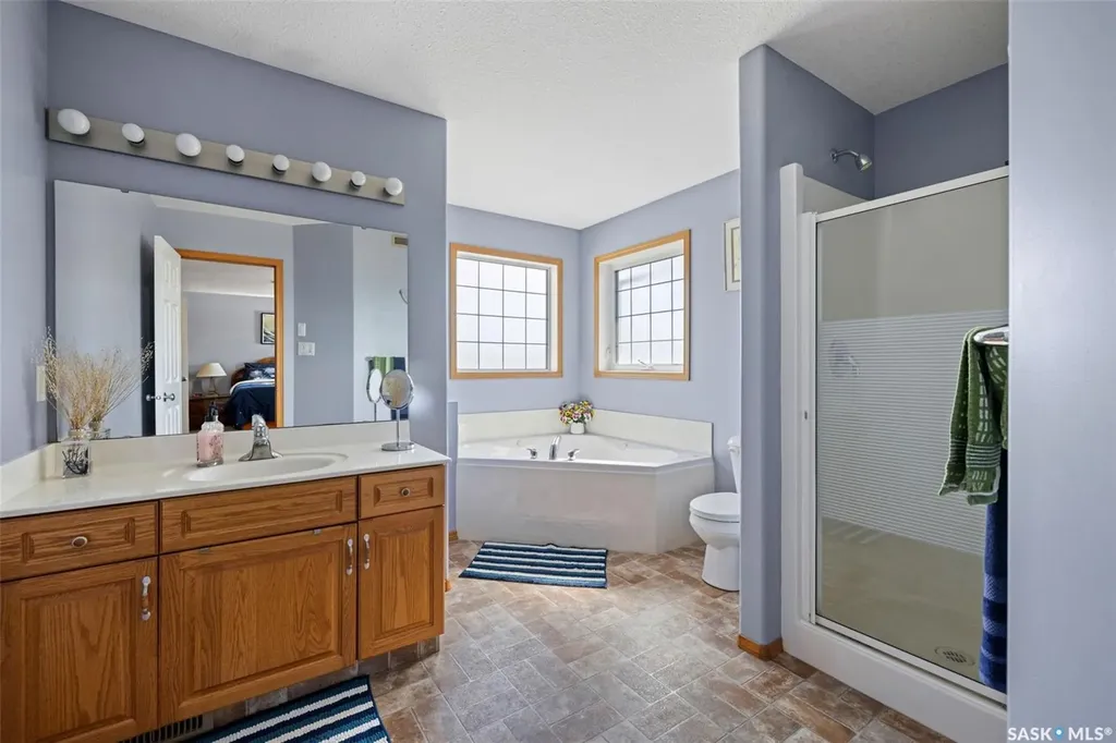 911 Gull Road Regina SK S4N 7P9