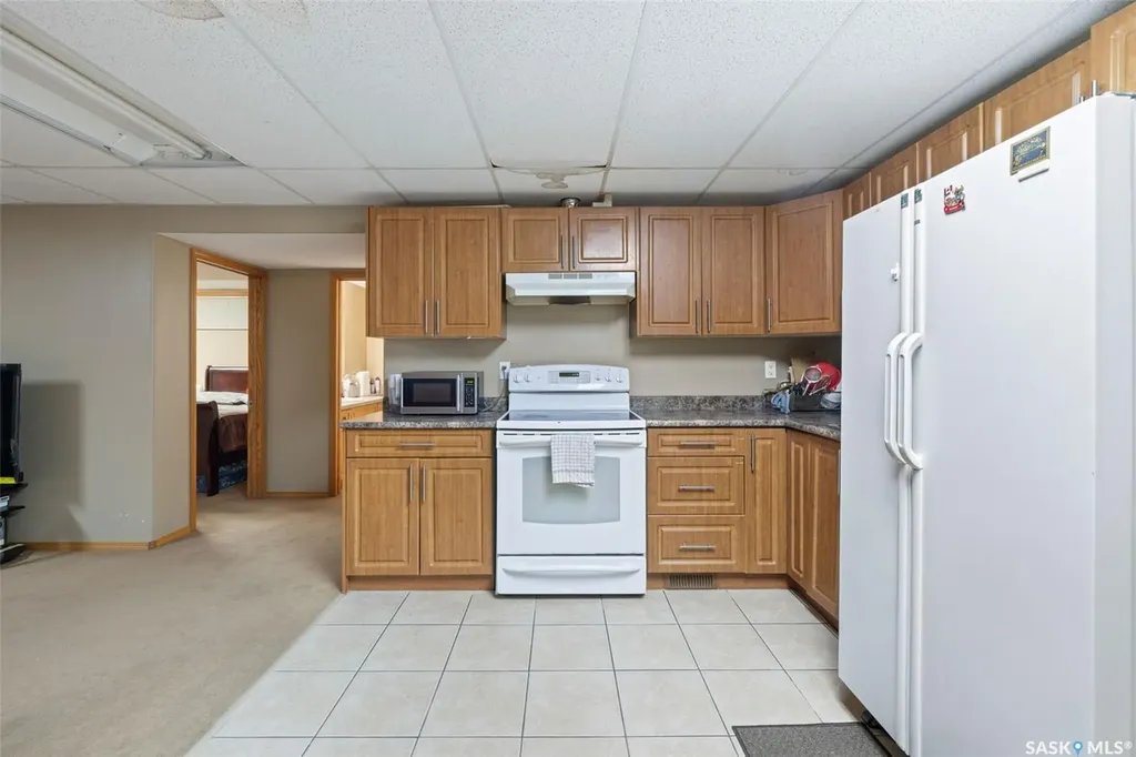 911 Gull Road Regina SK S4N 7P9