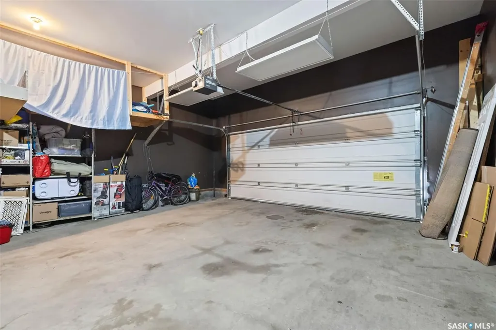 911 Gull Road Regina SK S4N 7P9