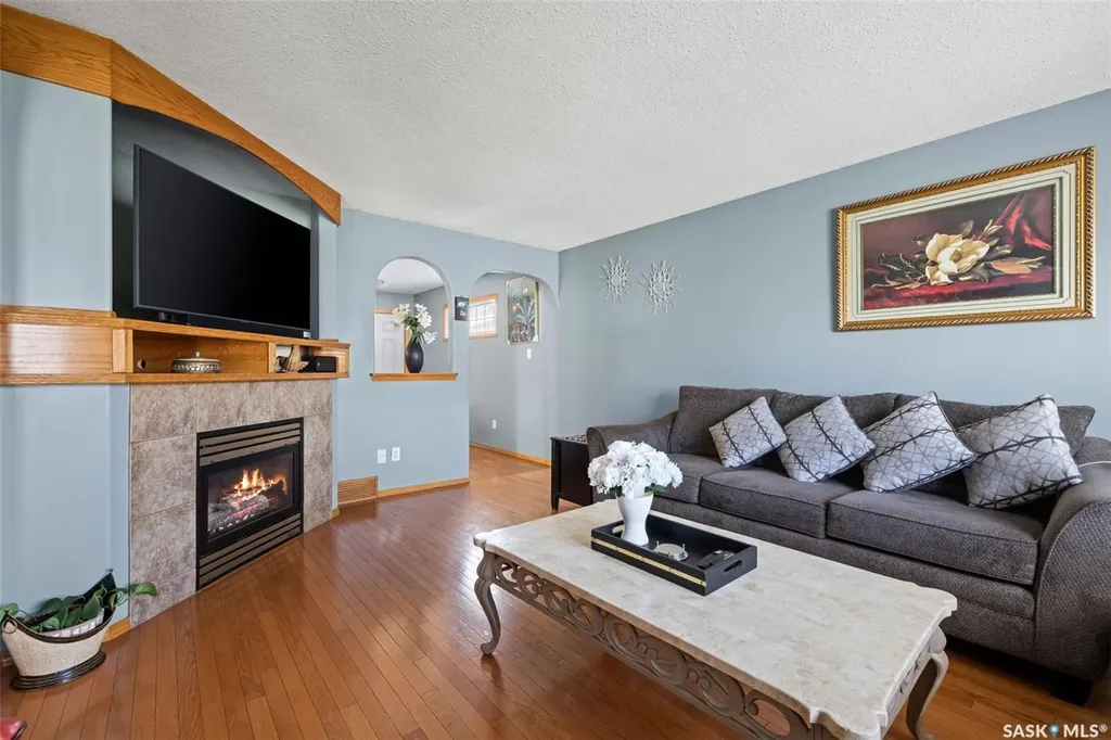 911 Gull Road Regina SK S4N 7P9