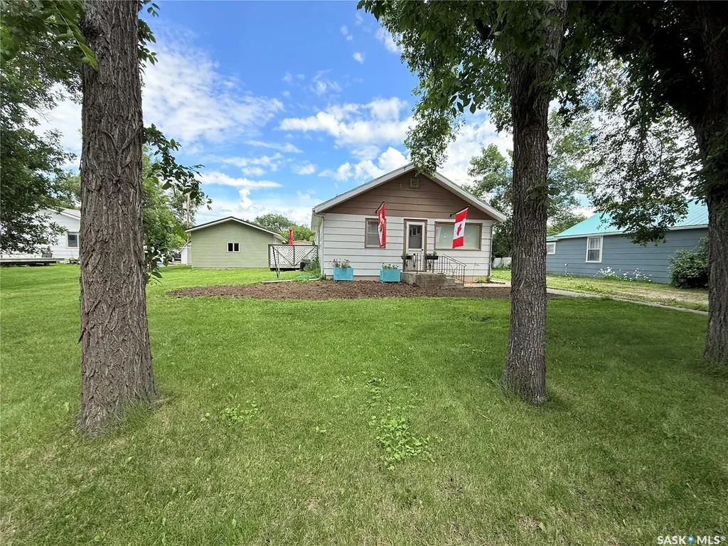 430 3rd Street E Shaunavon SK S0N 2M0