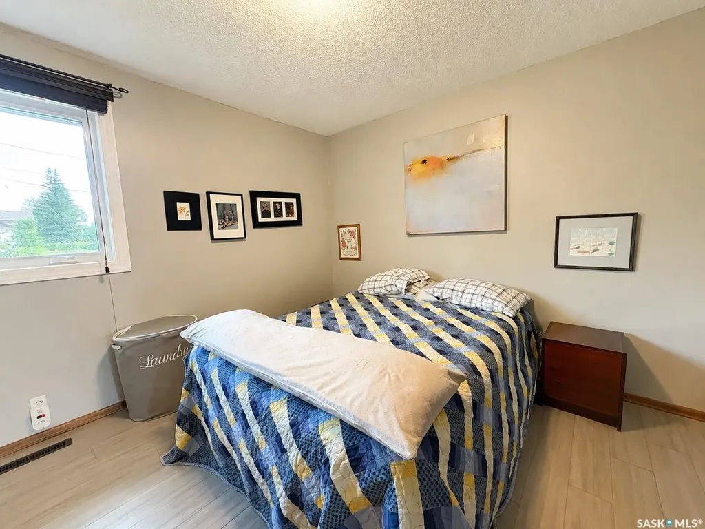 722 6th Avenue Rosthern SK S0K 3R0