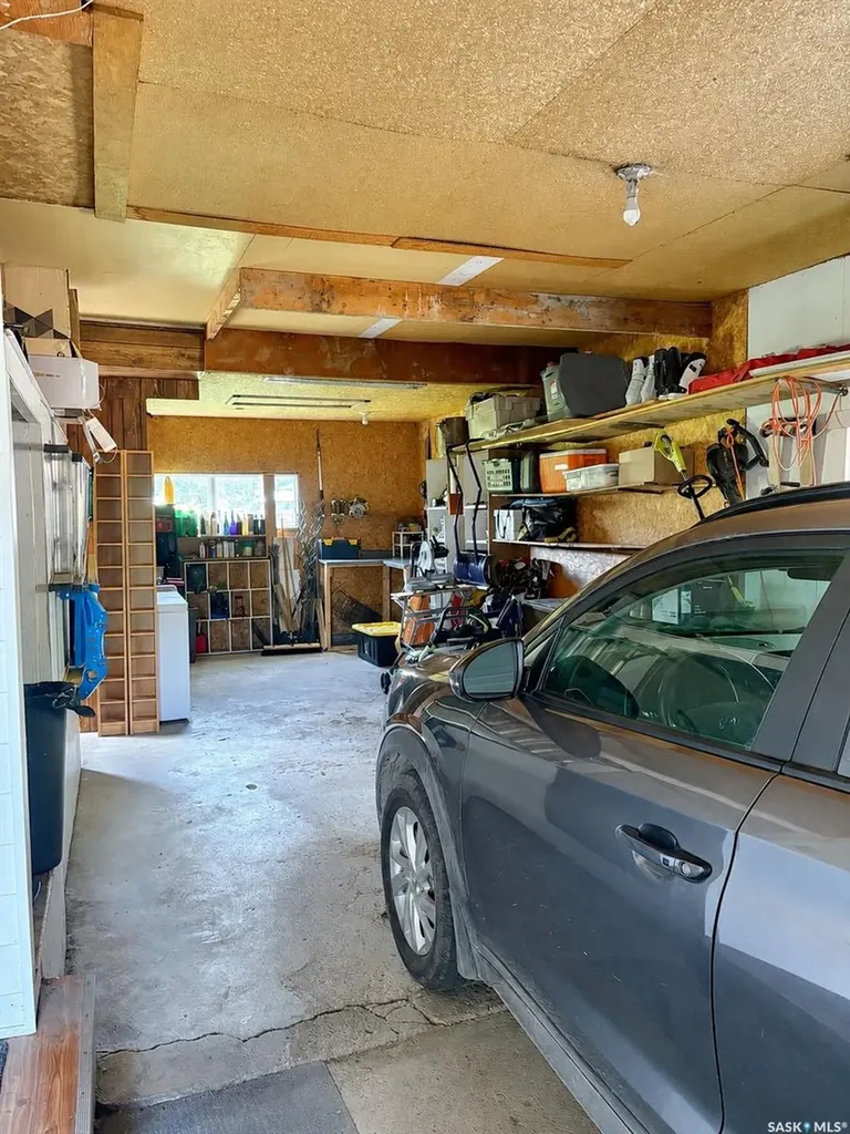 722 6th Avenue Rosthern SK S0K 3R0