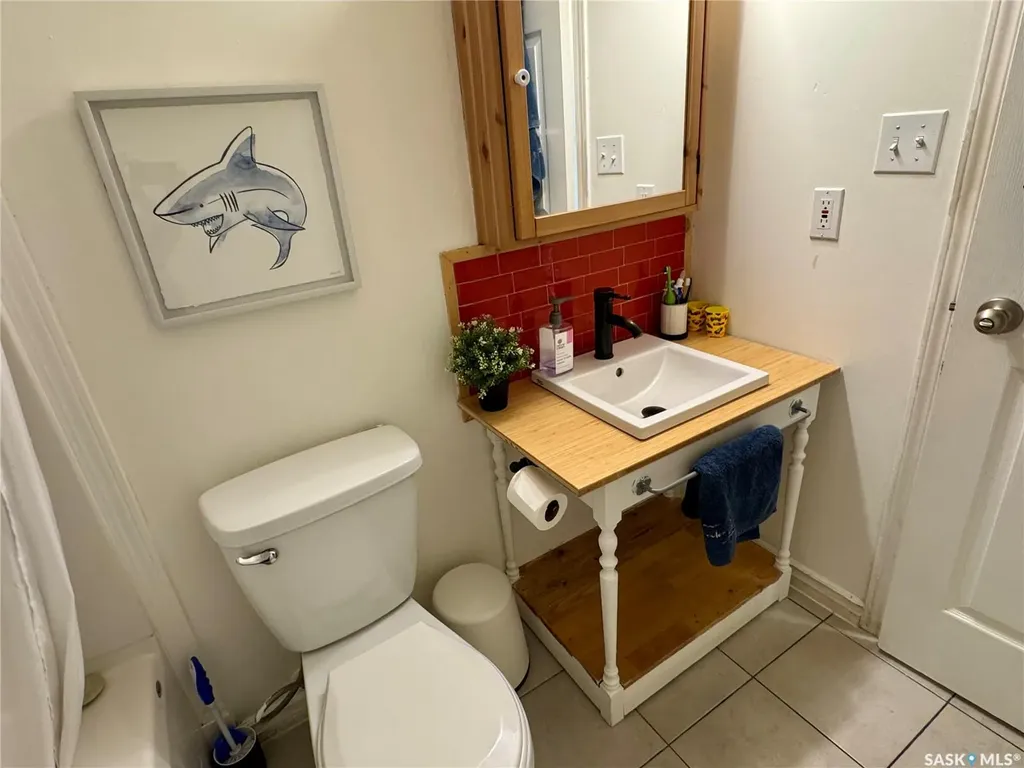 908 Thompson Crescent La Ronge SK S0J 1L0