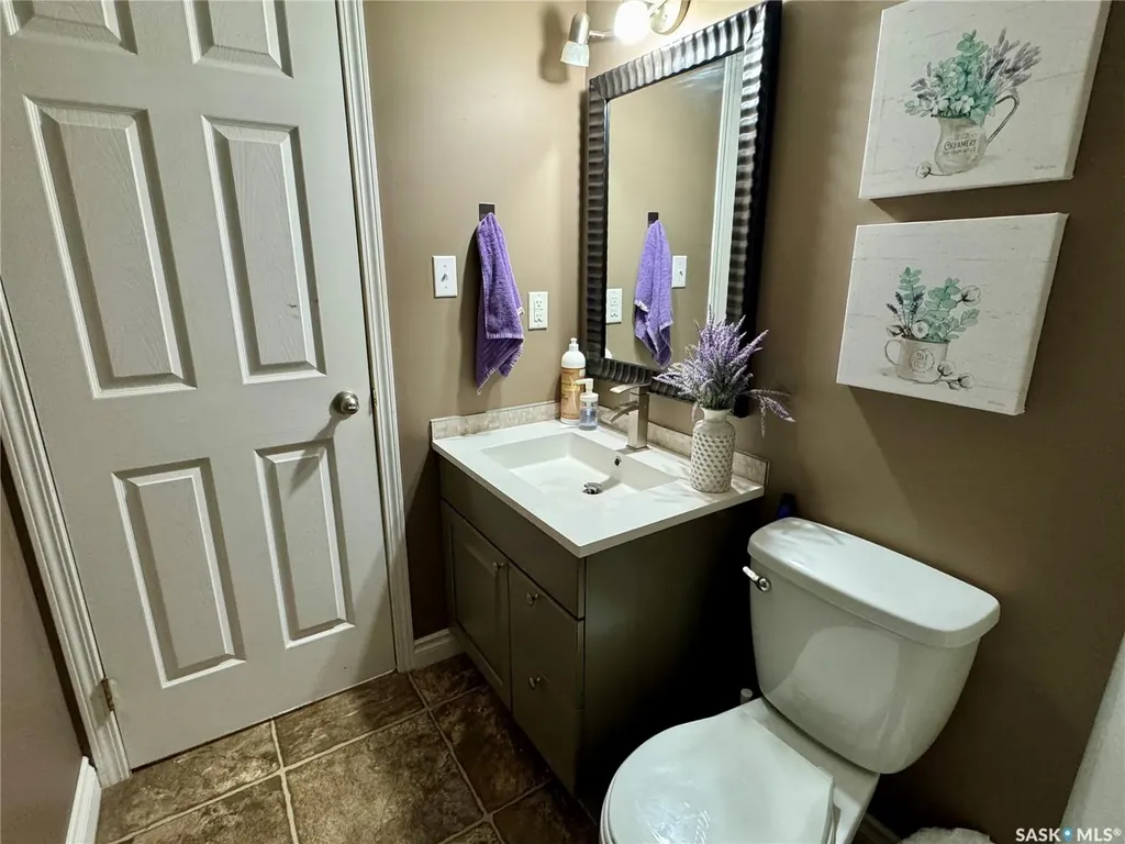 908 Thompson Crescent La Ronge SK S0J 1L0