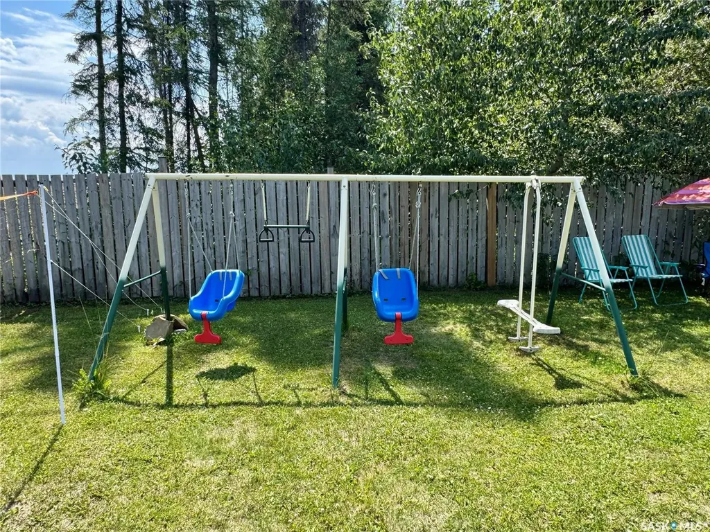 908 Thompson Crescent La Ronge SK S0J 1L0
