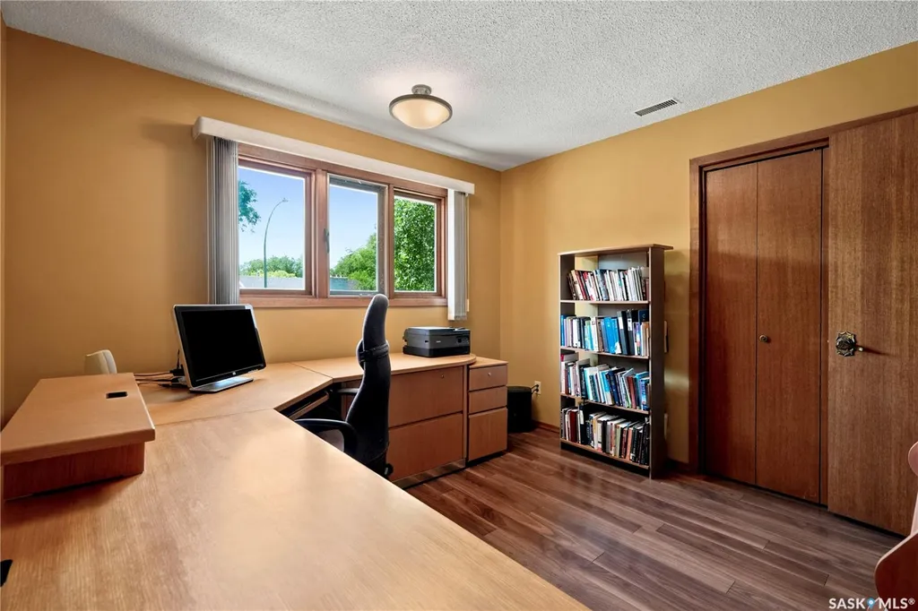 91 Green Meadow Road Regina SK S4V 0A7