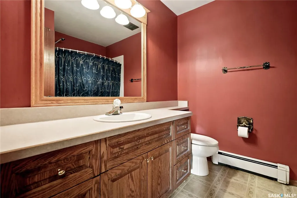 91 Green Meadow Road Regina SK S4V 0A7