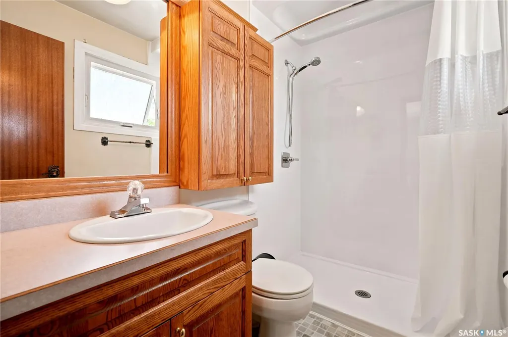 91 Green Meadow Road Regina SK S4V 0A7