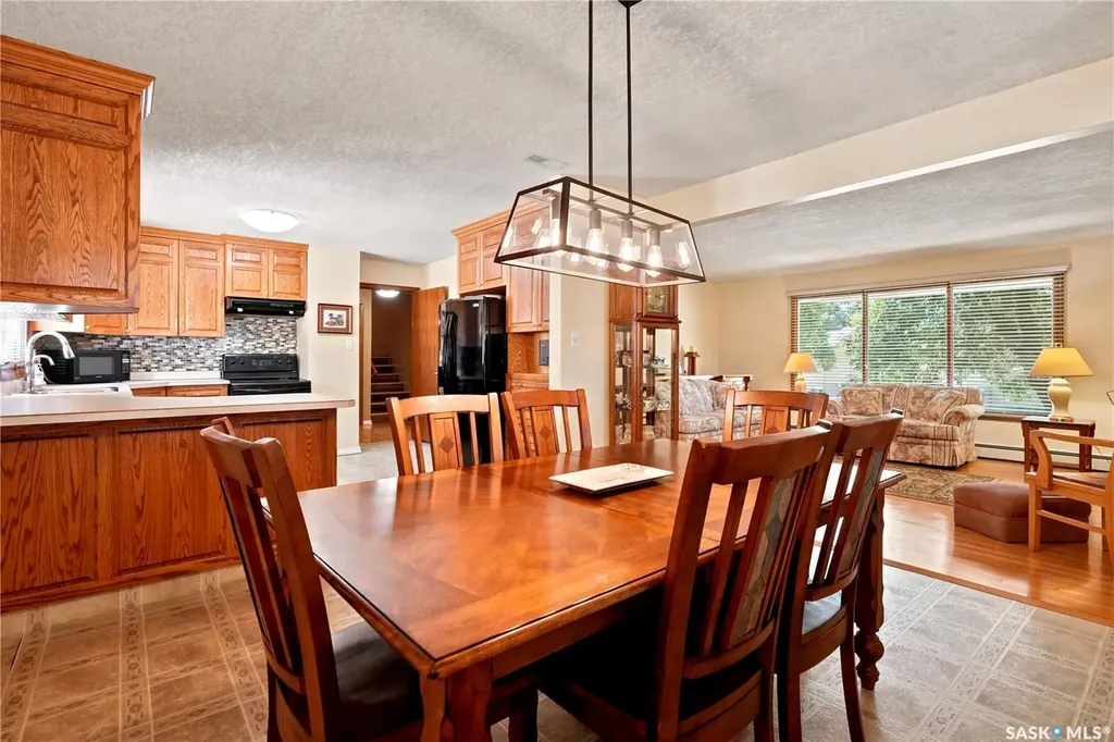 91 Green Meadow Road Regina SK S4V 0A7