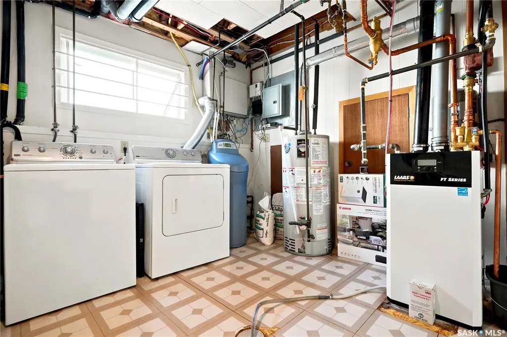 91 Green Meadow Road Regina SK S4V 0A7