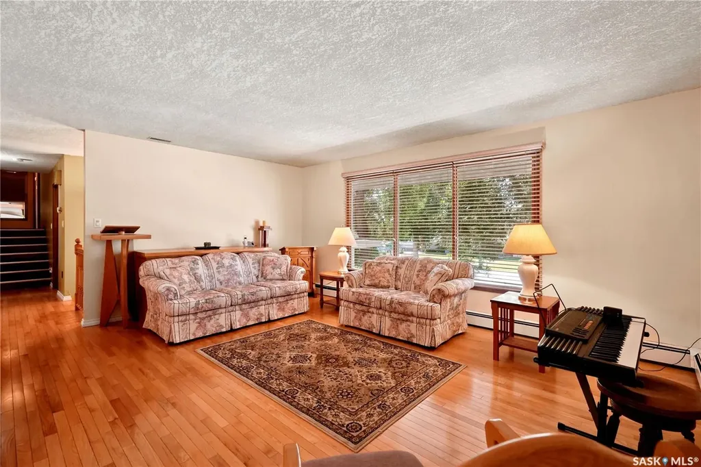 91 Green Meadow Road Regina SK S4V 0A7