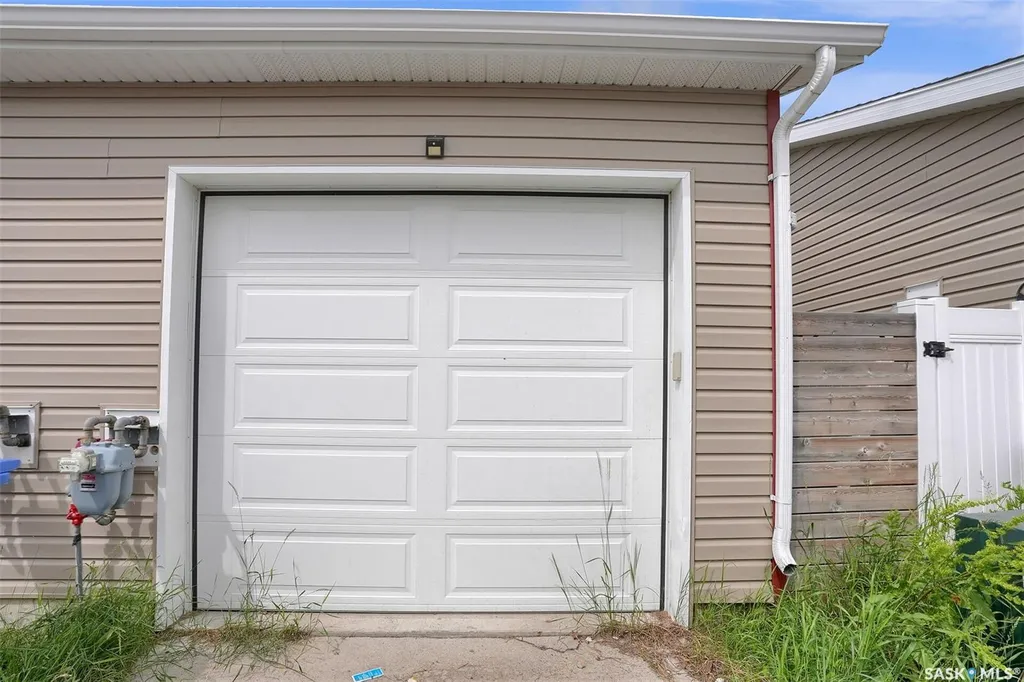 4369 James Hill Road Regina SK S4W 0L4