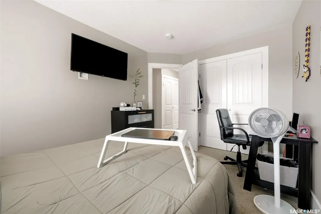 2860 Garnet Street Regina SK S4S 1W9