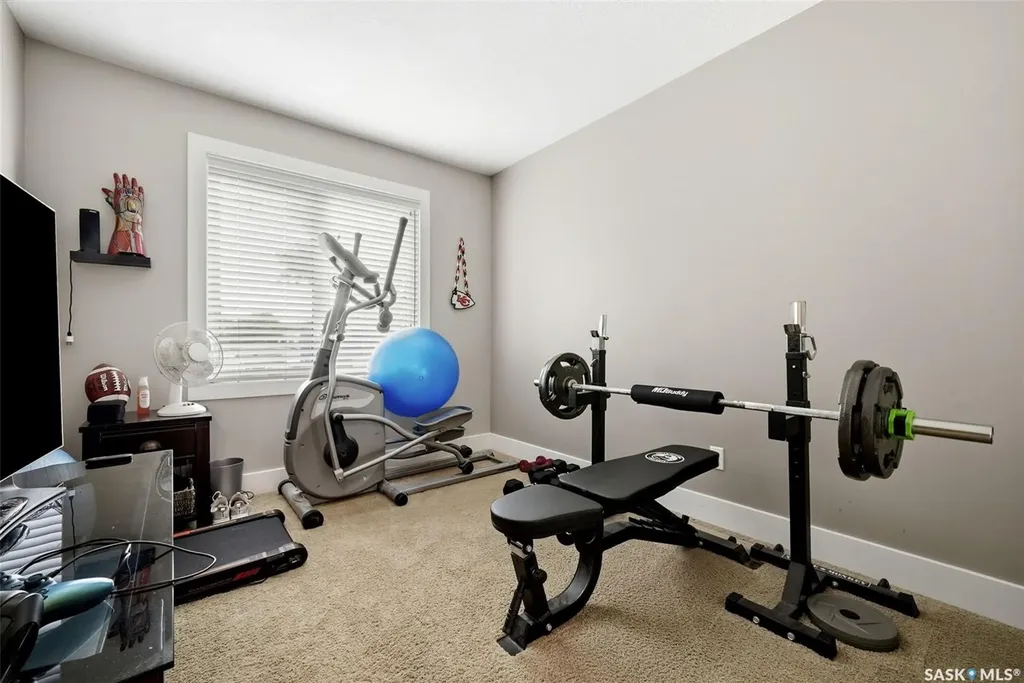 2860 Garnet Street Regina SK S4S 1W9
