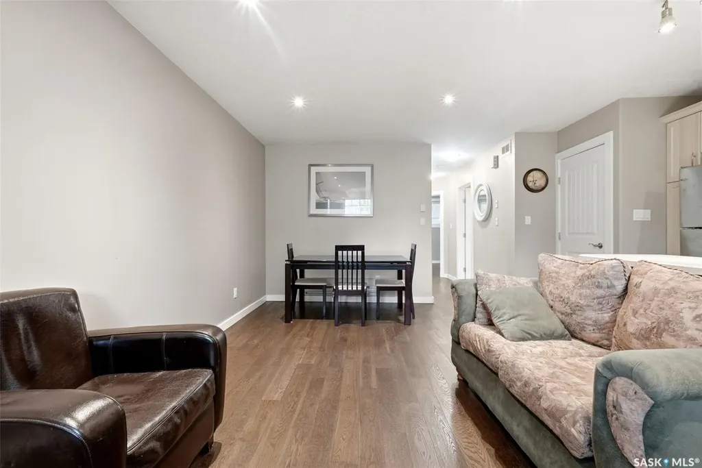 2860 Garnet Street Regina SK S4S 1W9