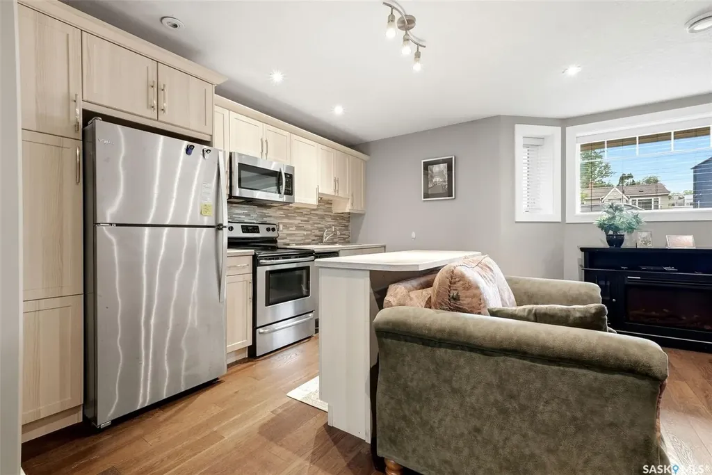 2860 Garnet Street Regina SK S4S 1W9