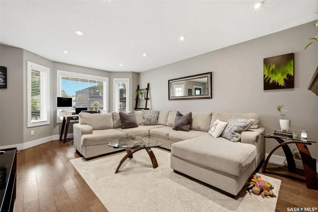 2860 Garnet Street Regina SK S4S 1W9