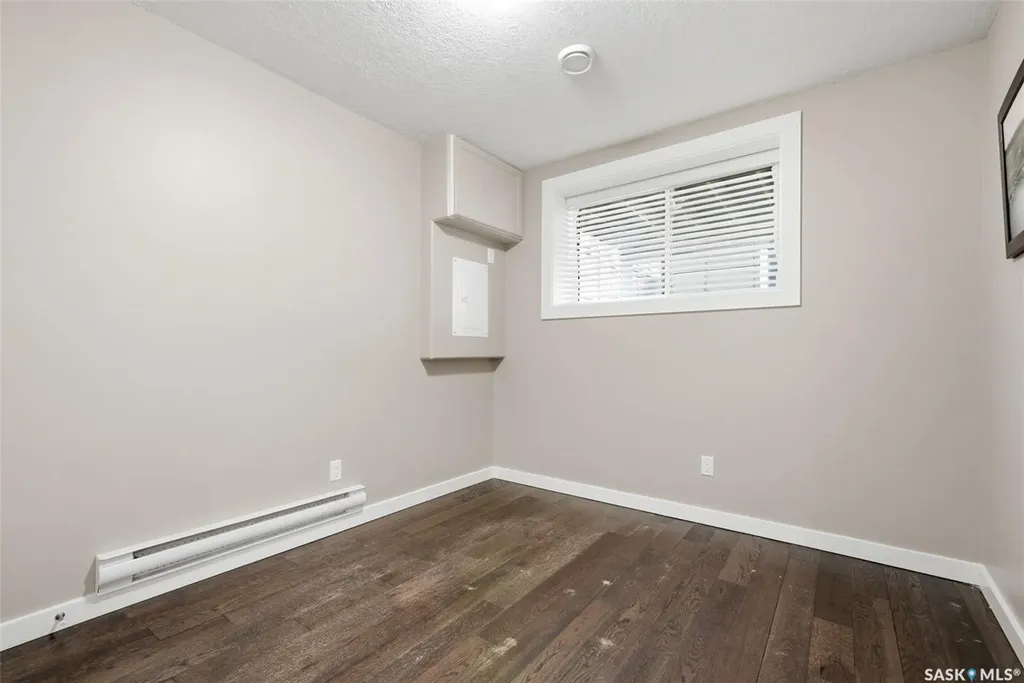 2860 Garnet Street Regina SK S4S 1W9