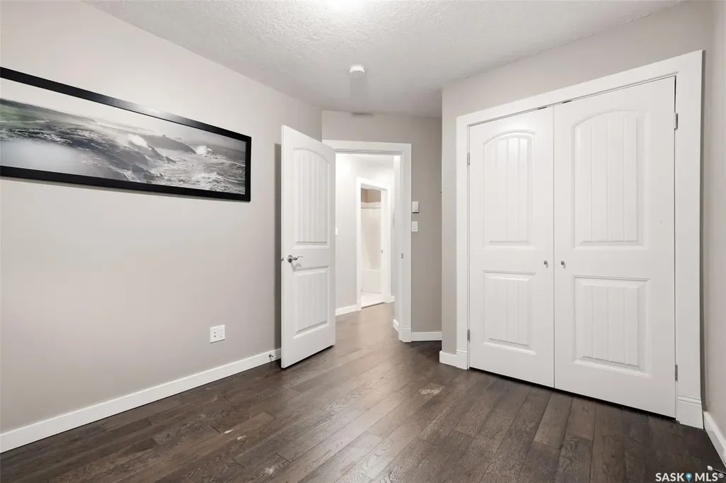 2860 Garnet Street Regina SK S4S 1W9