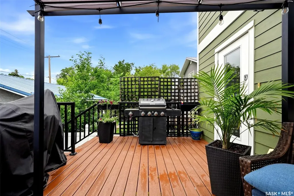 2860 Garnet Street Regina SK S4S 1W9