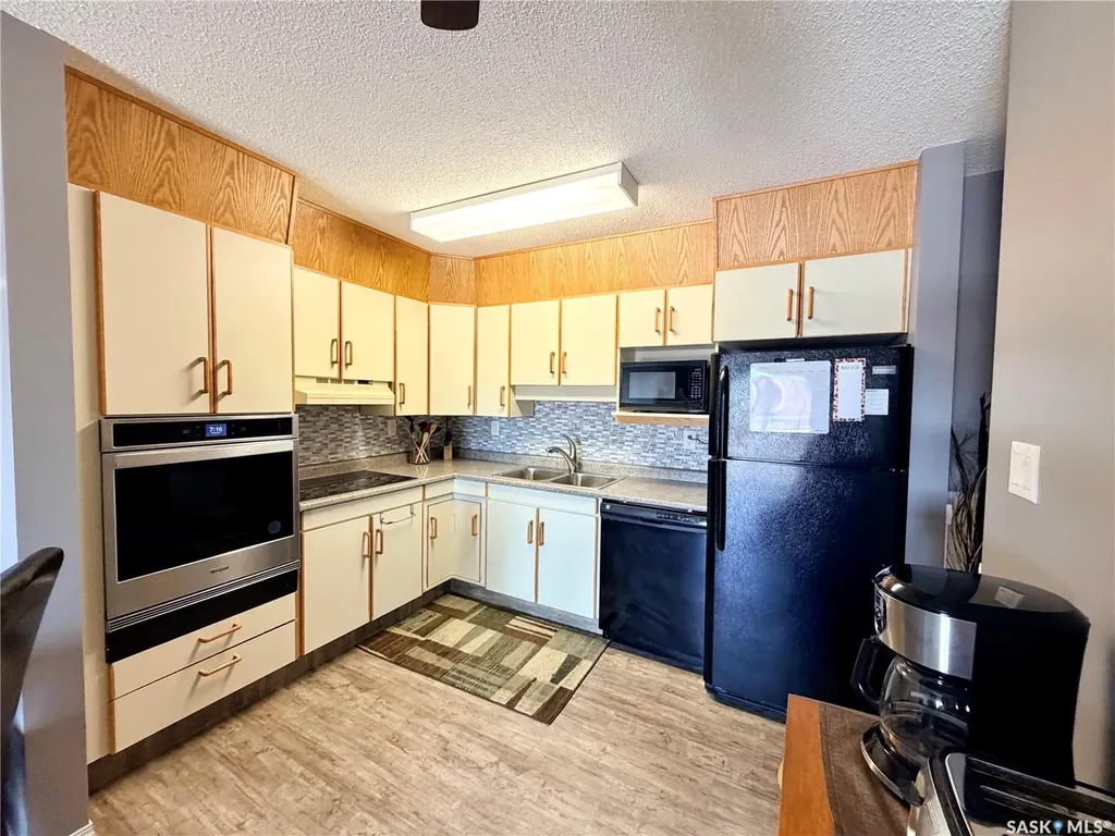 1002 108th Street North Battleford SK S9A 2A9