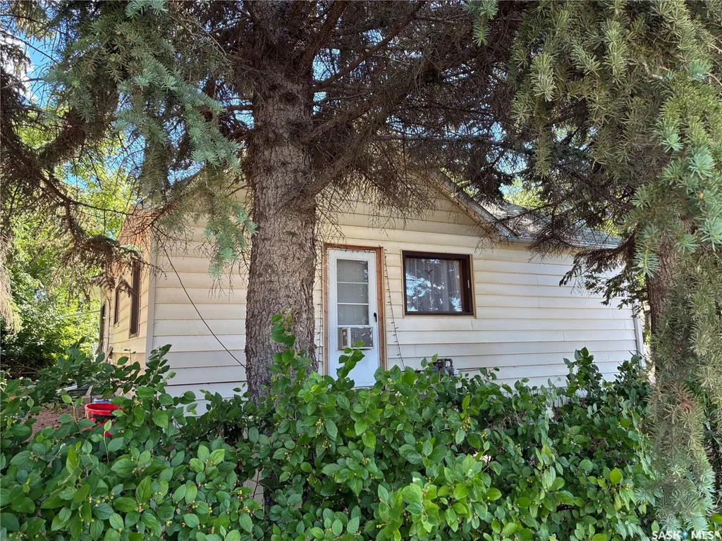 712 M Avenue Perdue SK S0K 3C0