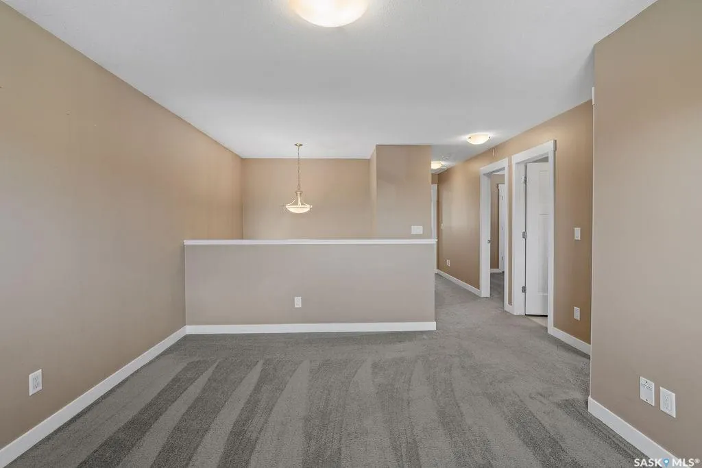 4913 Green Brooks Way E Regina SK S4V 3K5