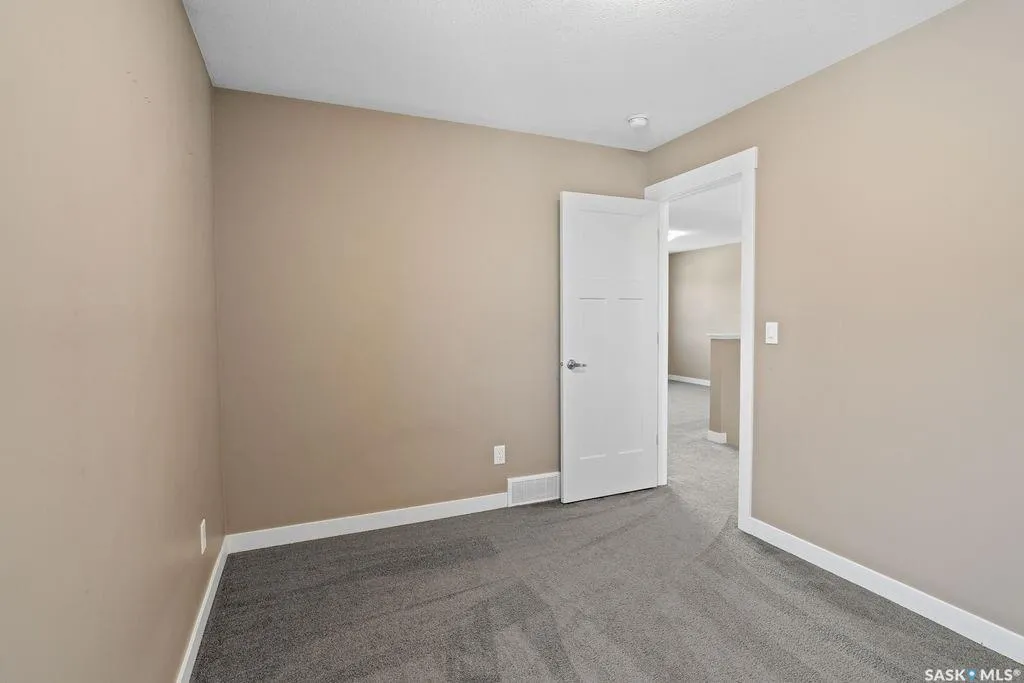 4913 Green Brooks Way E Regina SK S4V 3K5