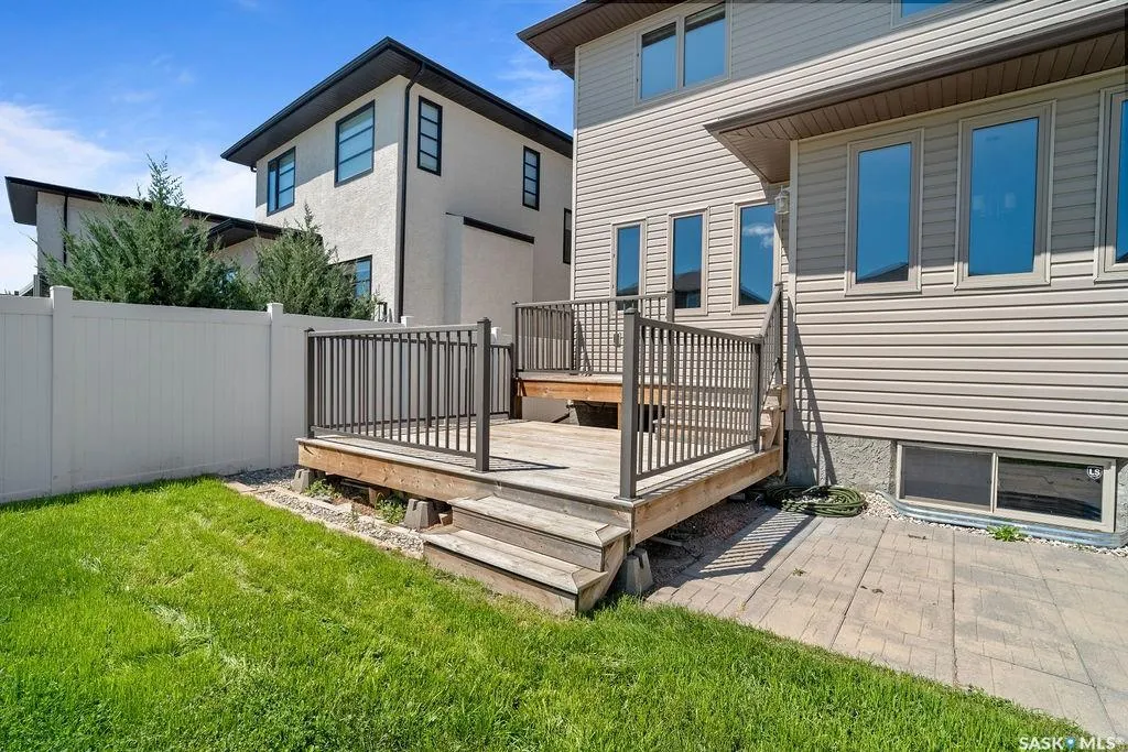 4913 Green Brooks Way E Regina SK S4V 3K5
