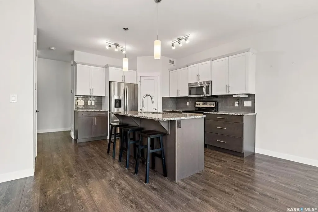 4913 Green Brooks Way E Regina SK S4V 3K5
