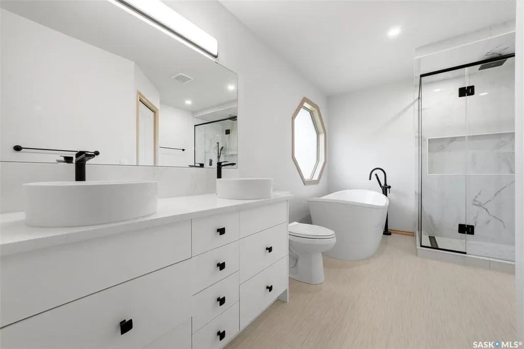 4221 Wascana Ridge Regina SK S4V 2T1