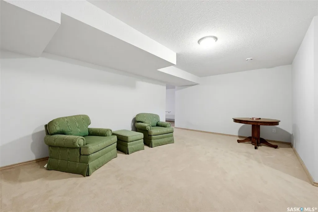 4221 Wascana Ridge Regina SK S4V 2T1