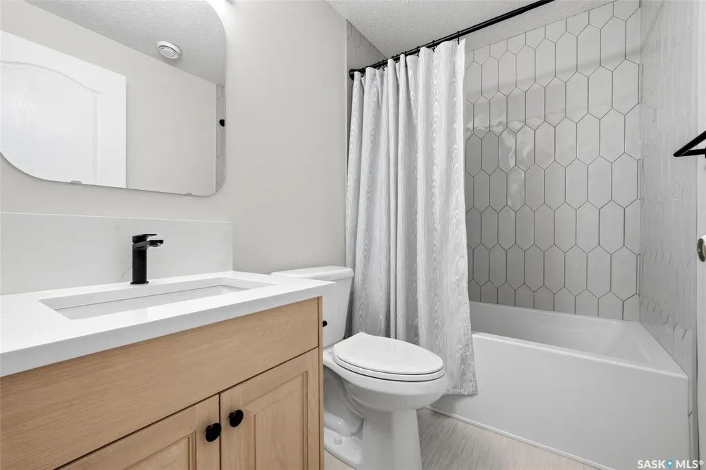 4221 Wascana Ridge Regina SK S4V 2T1