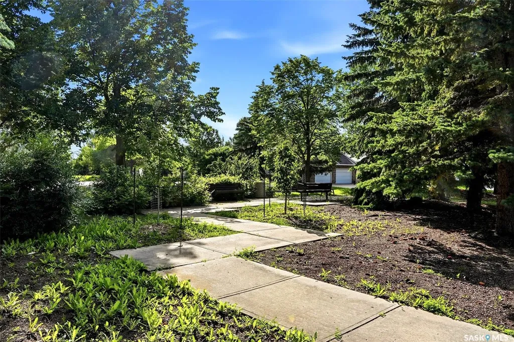 4221 Wascana Ridge Regina SK S4V 2T1