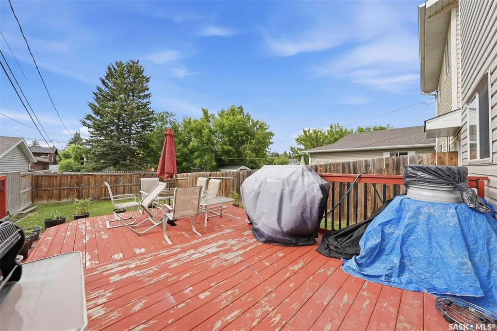 214 Dunlop Street Saskatoon SK S7N 2B7