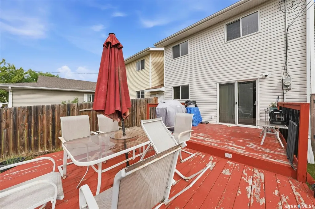 214 Dunlop Street Saskatoon SK S7N 2B7