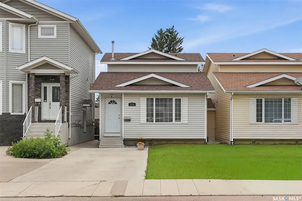 214 Dunlop Street Saskatoon SK S7N 2B7