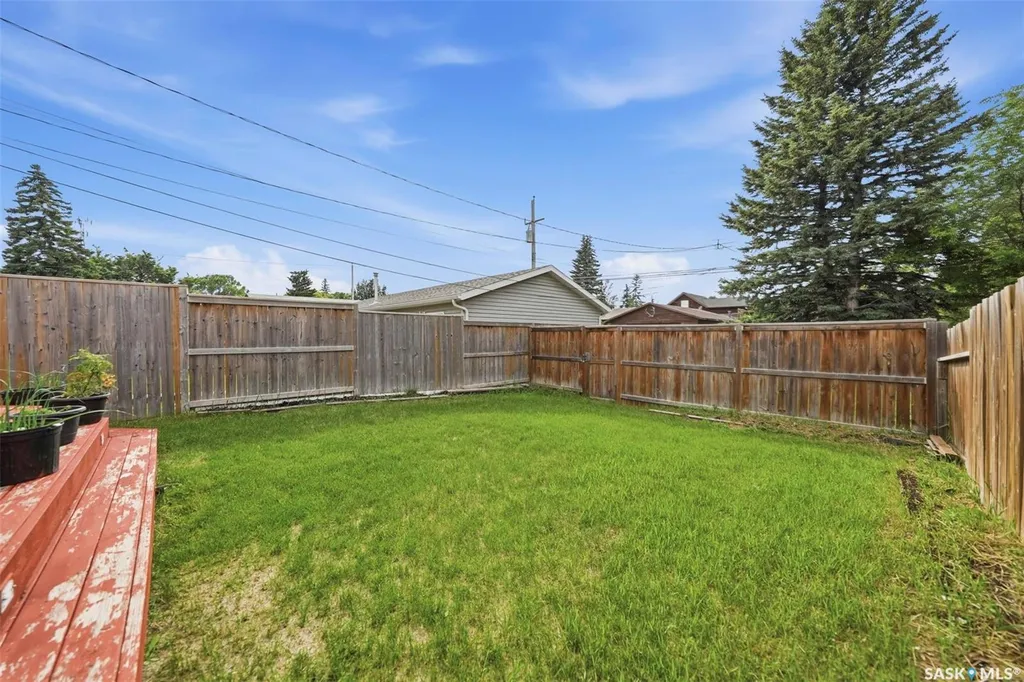 214 Dunlop Street Saskatoon SK S7N 2B7