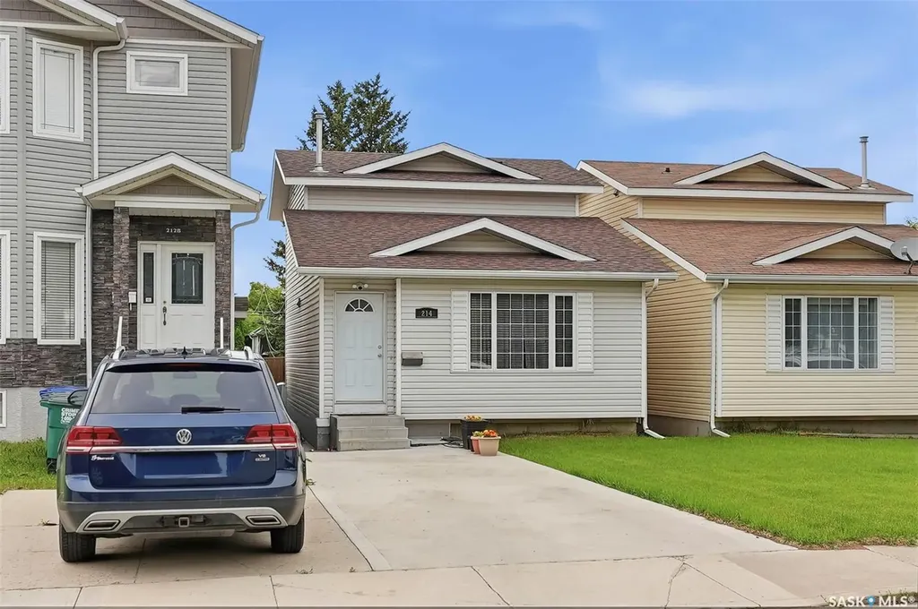 214 Dunlop Street Saskatoon SK S7N 2B7