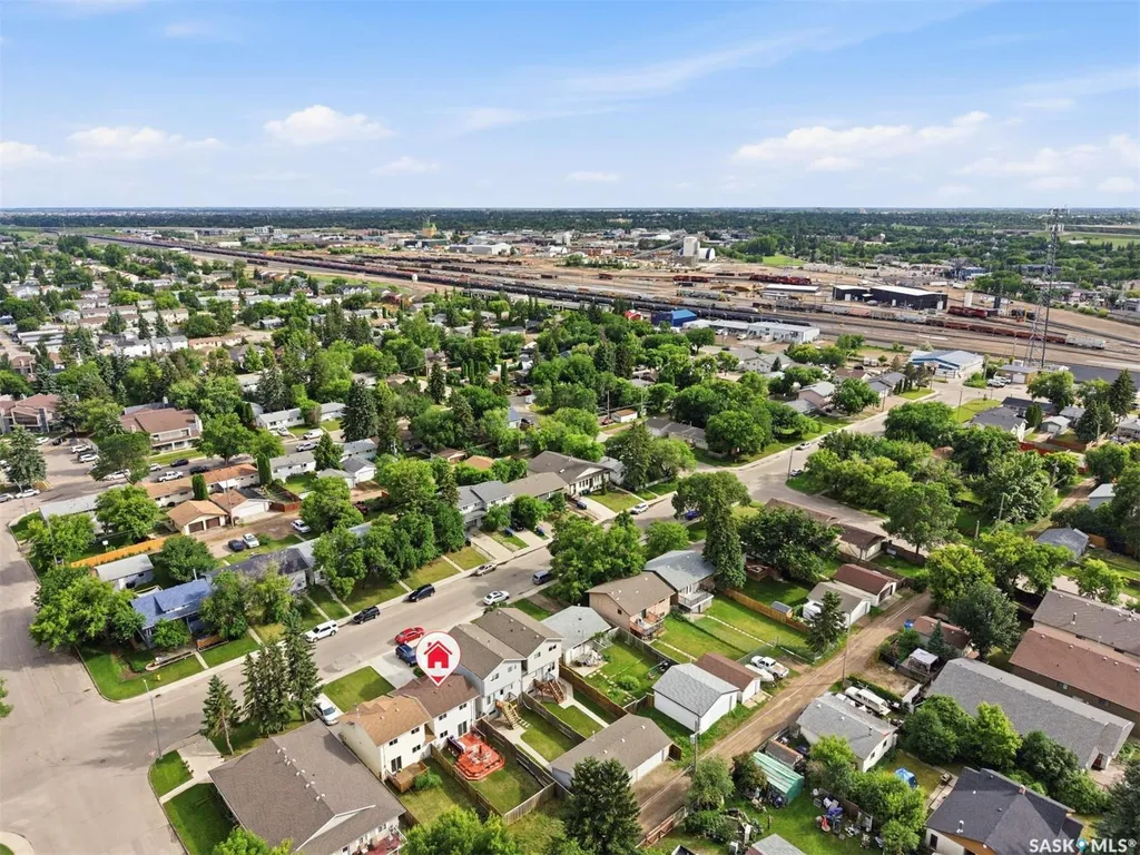 214 Dunlop Street Saskatoon SK S7N 2B7