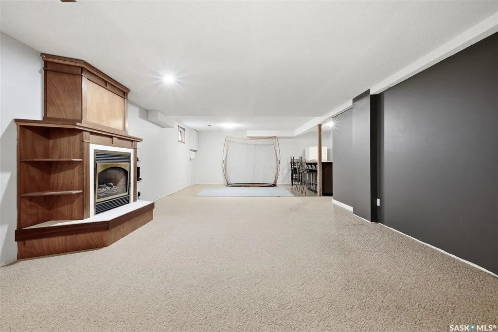 5414 Ballantine Court Regina SK S4X 4K4