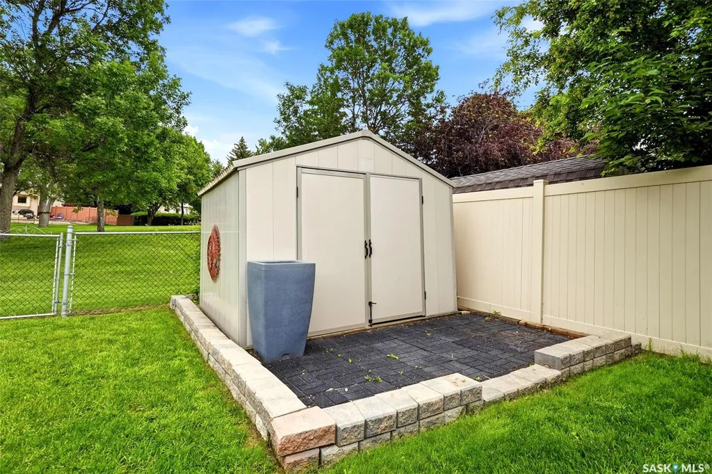 5414 Ballantine Court Regina SK S4X 4K4