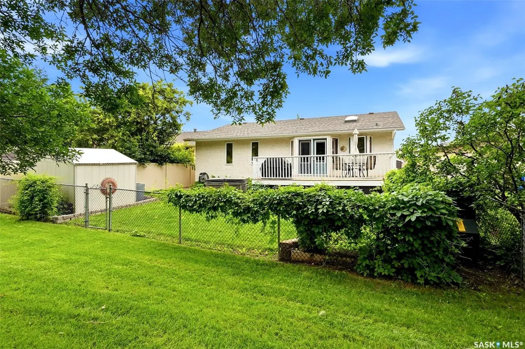 5414 Ballantine Court Regina SK S4X 4K4