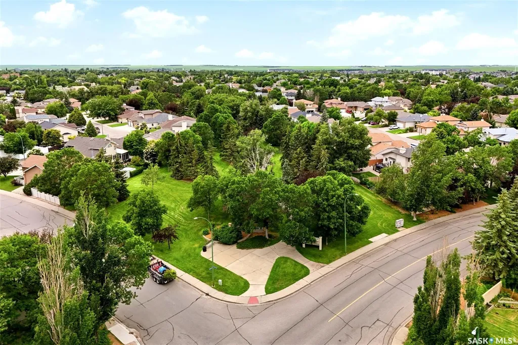 5414 Ballantine Court Regina SK S4X 4K4