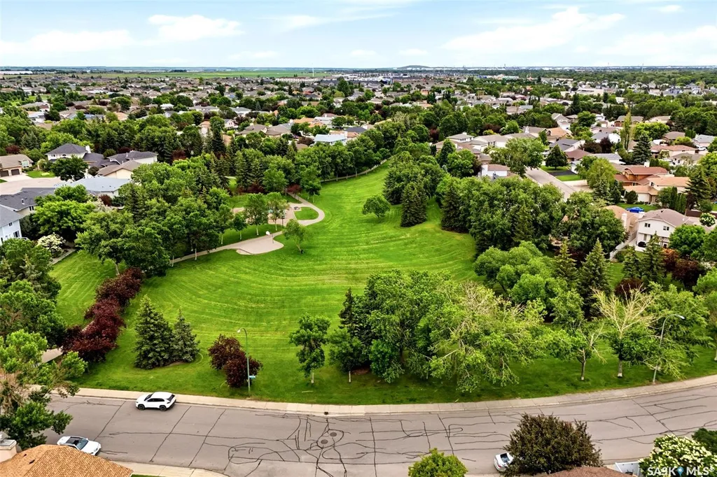 5414 Ballantine Court Regina SK S4X 4K4