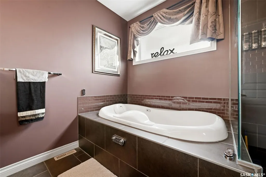 4127 Chuka Drive Regina SK S4V 1N2