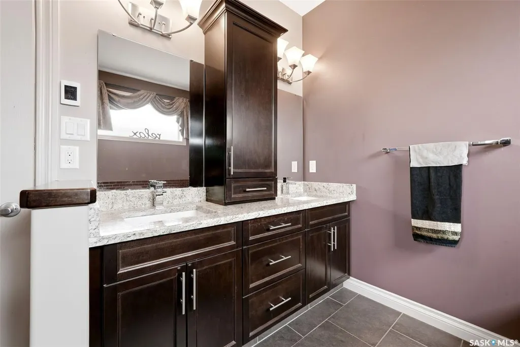 4127 Chuka Drive Regina SK S4V 1N2
