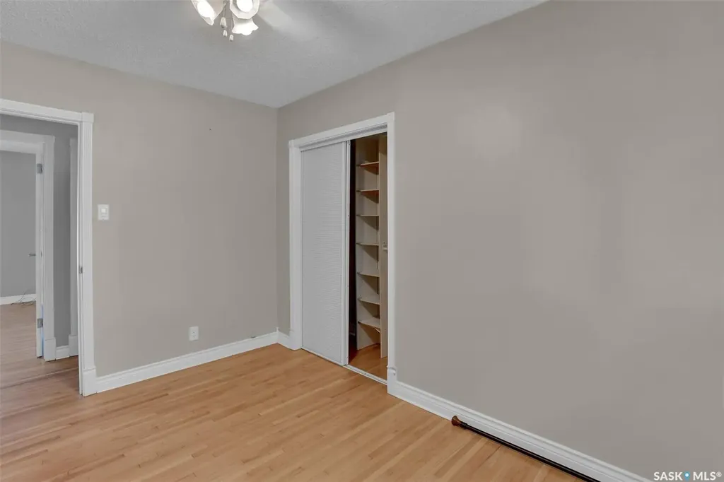 1830 Cowan Crescent Regina SK S4S 4C6