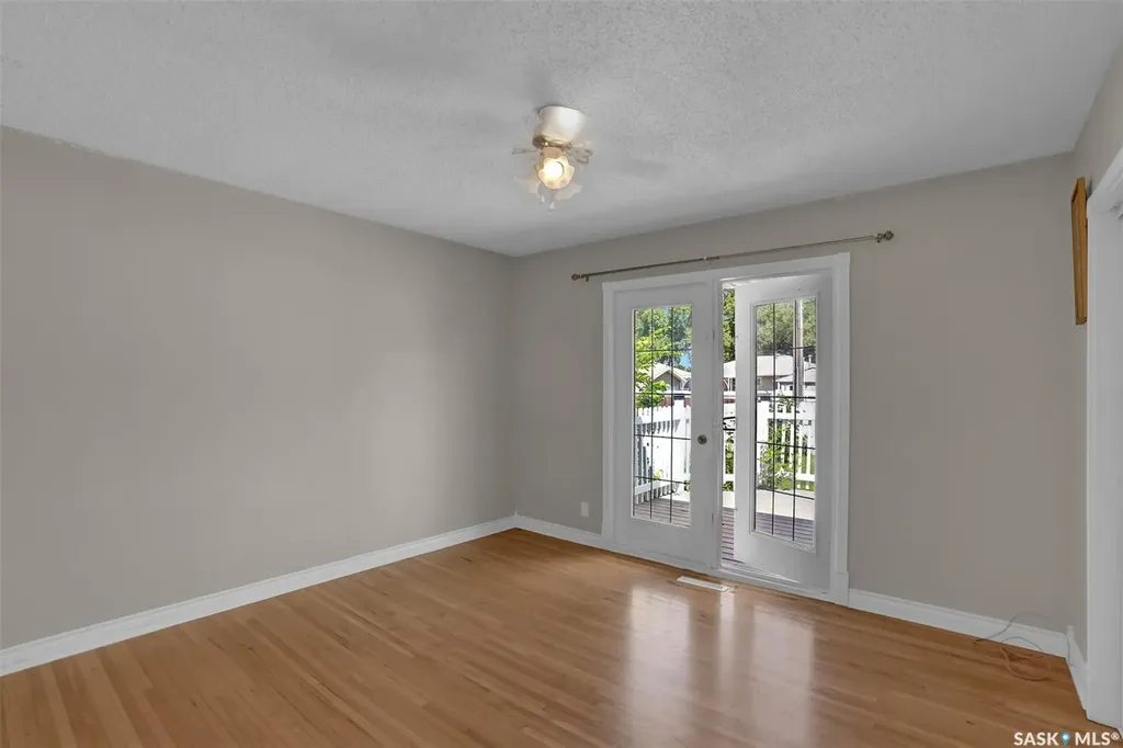 1830 Cowan Crescent Regina SK S4S 4C6